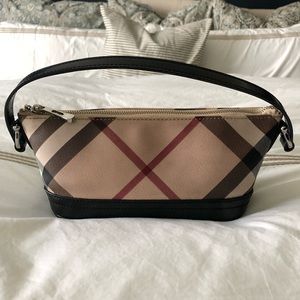 Authentic Burberry Nova Check Shoulder Bag